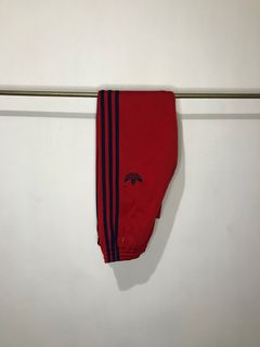 (Category: ) located in . Submitted by restock.thrift (Listing ID 1269801549, Image 1). Description: .