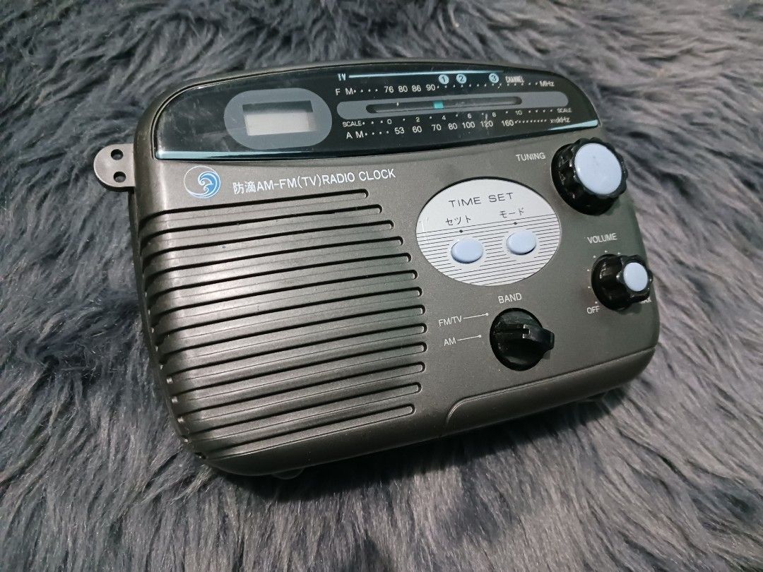 Afforrable TV radio clock 😍 (Category: Portable Music Players) located in Bulacan. Submitted by afford.japan (Listing ID 1269901102, Image 1). Description: Japan Surplus.