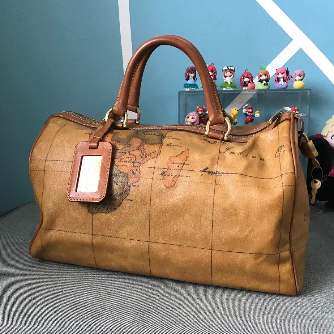 Alviero martini handbags store