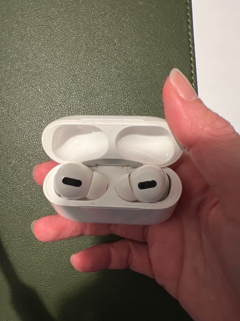 pro max air pods