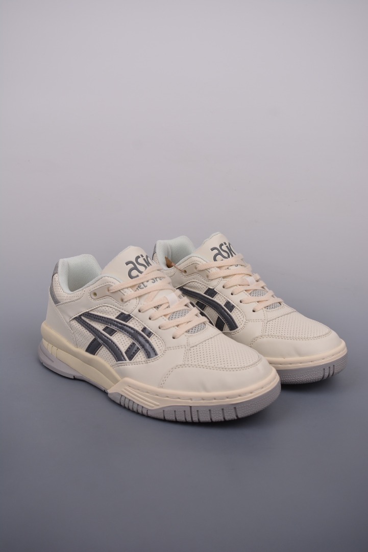 asics spotlyte