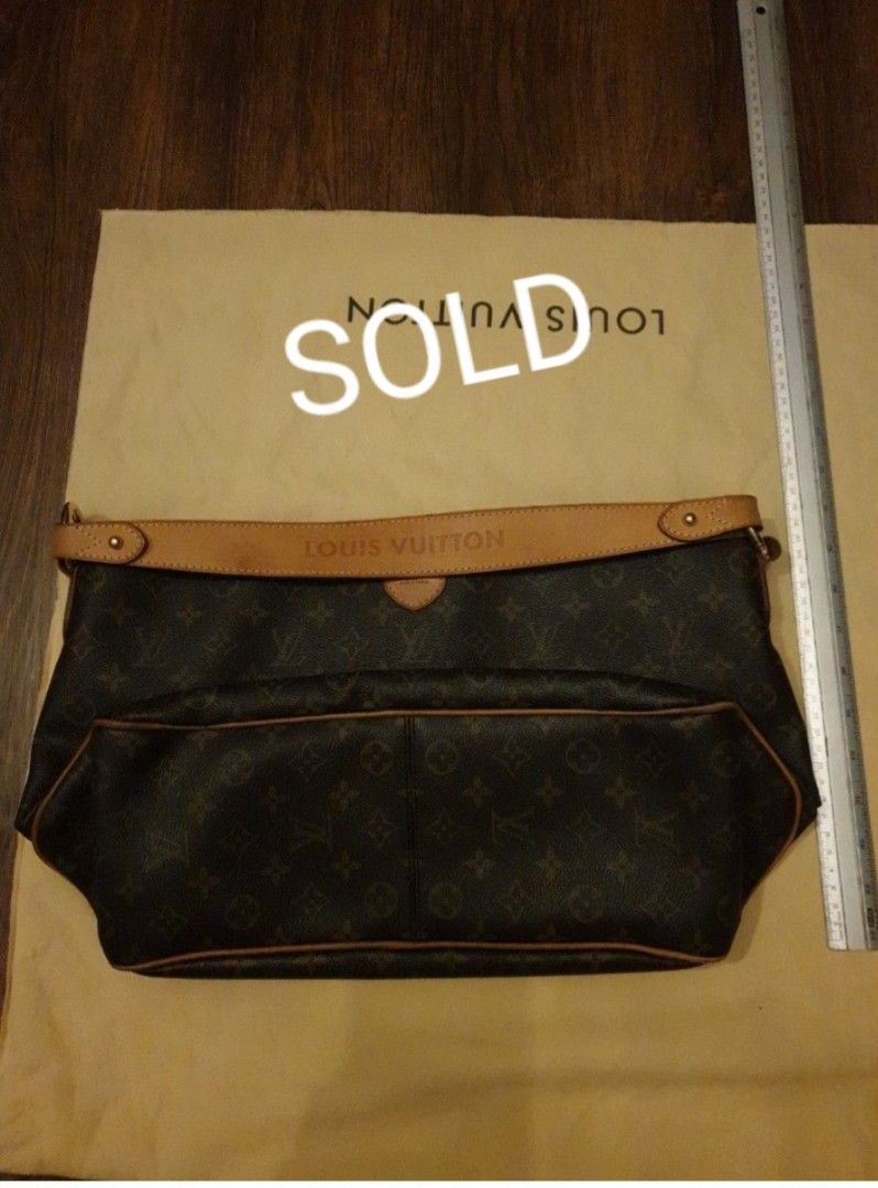Authentic Louis Vuitton used LV bags price shown is for M40352 Delightful PM Monogram