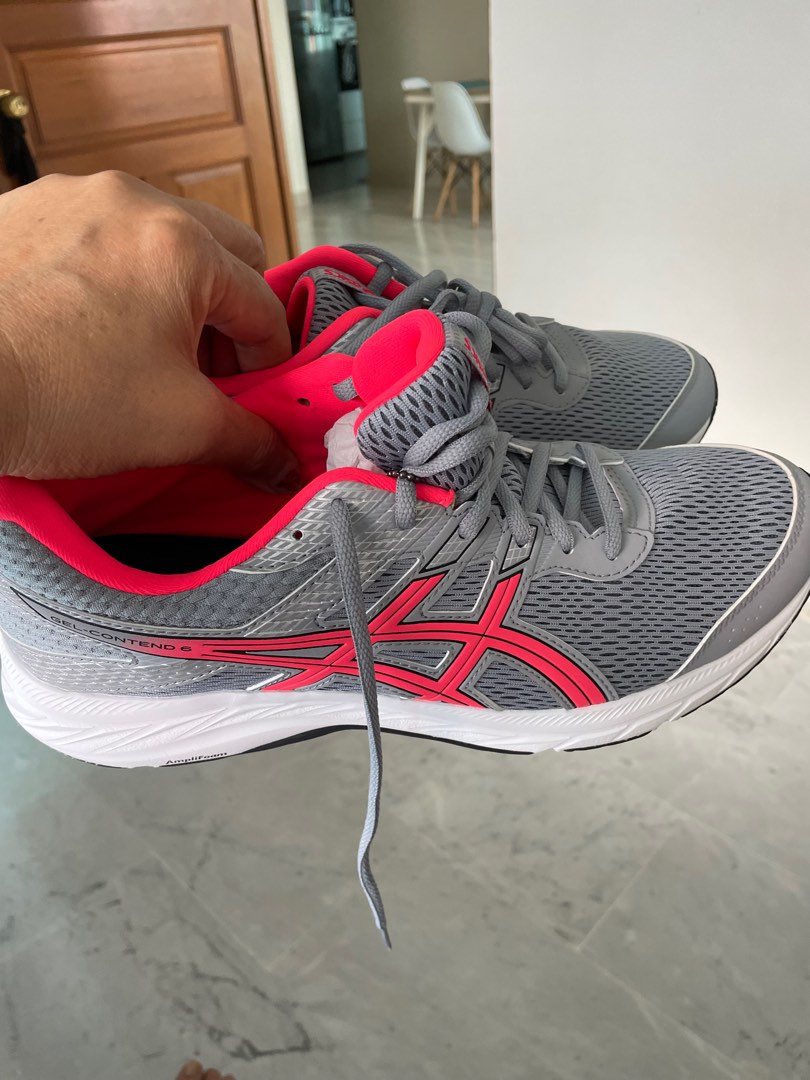 Asics women's size 11 shoes store