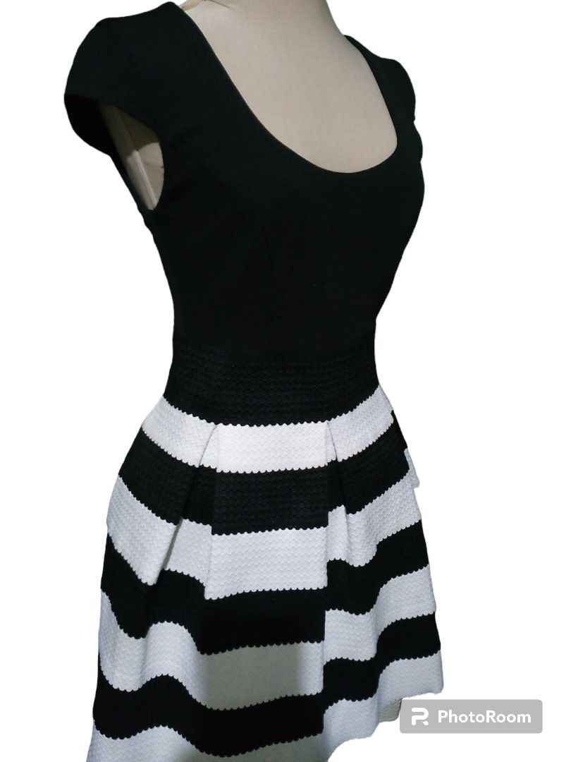 black and white classy dress Wedtrend Women Formal Strapless A-Line Maxi APRIL20 Short-Sleeve Black Dress Size:7C/24