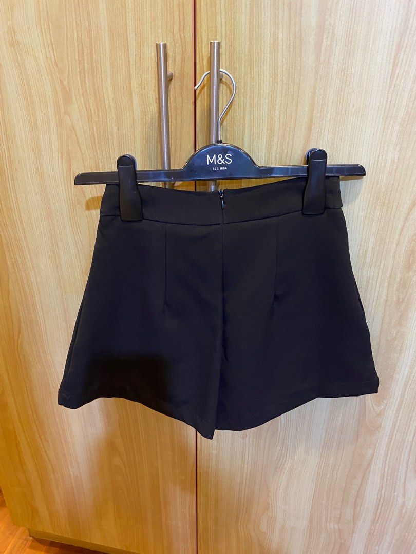Marks and hotsell spencer black shorts