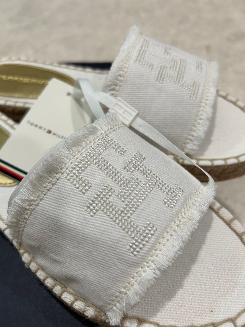 White tommy hilfiger slides discount