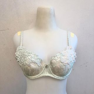 (Kategori: ) berada di . Dikirim oleh scc234 (ID iklan 1269737338, Gambar 1). Deskripsi: .