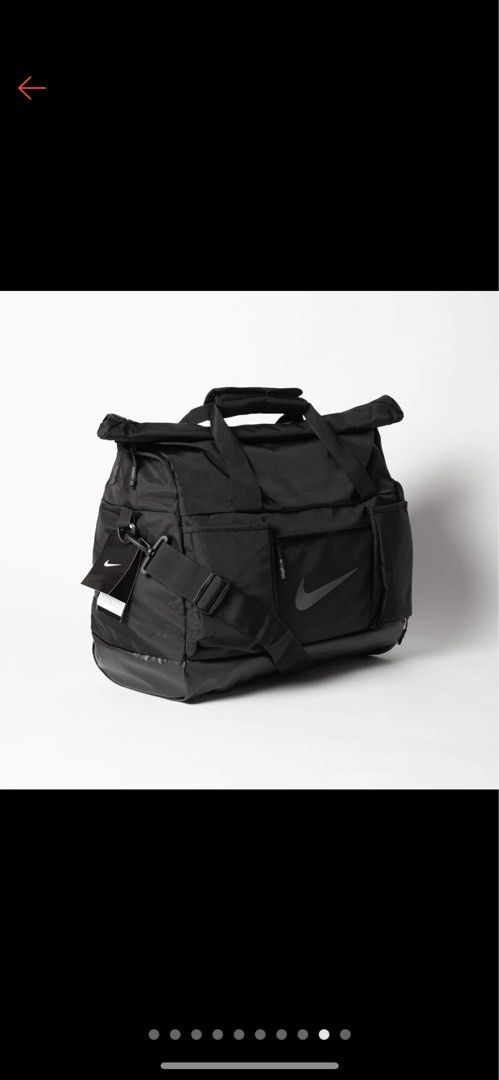 Nike on sale garment bag