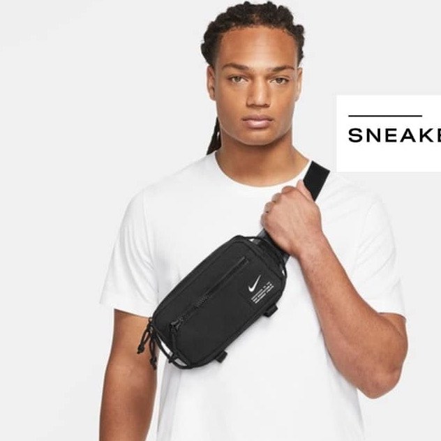 Chest fanny pack nike online