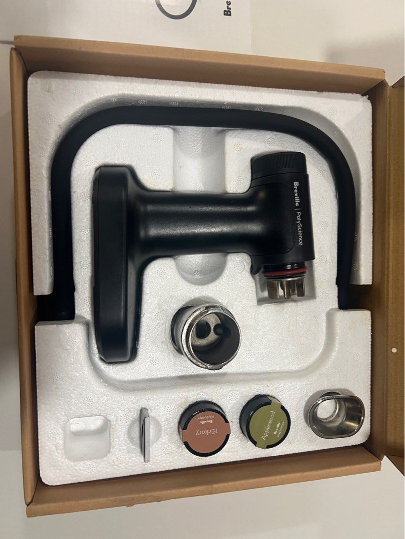 Breville polyscience smoking gun pro, Furniture & Home Living