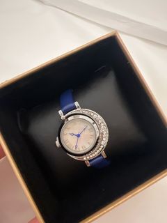 (Category: ) located in . Submitted by thriving_wardrobe (Listing ID 1269842034, Image 1). Description: .