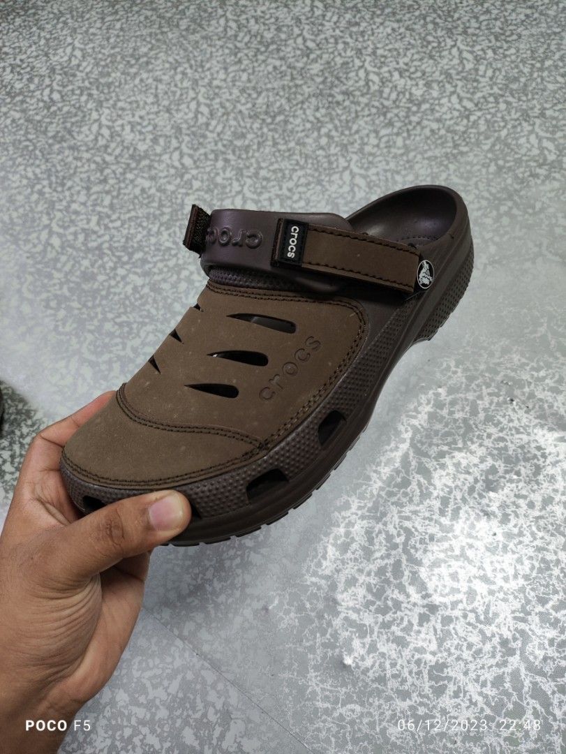 Crocs Yukon Espresso Espresso 7UK Men s Fashion Footwear