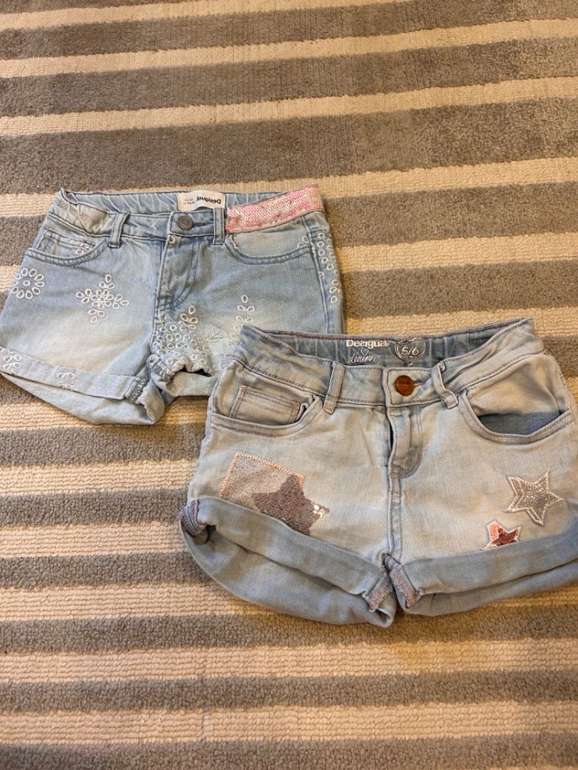 Girls discount distressed shorts