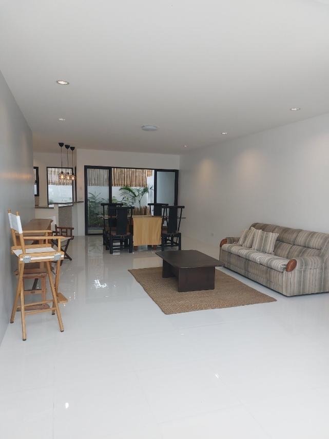 Bon Conseil Realty's items for sale on Carousell