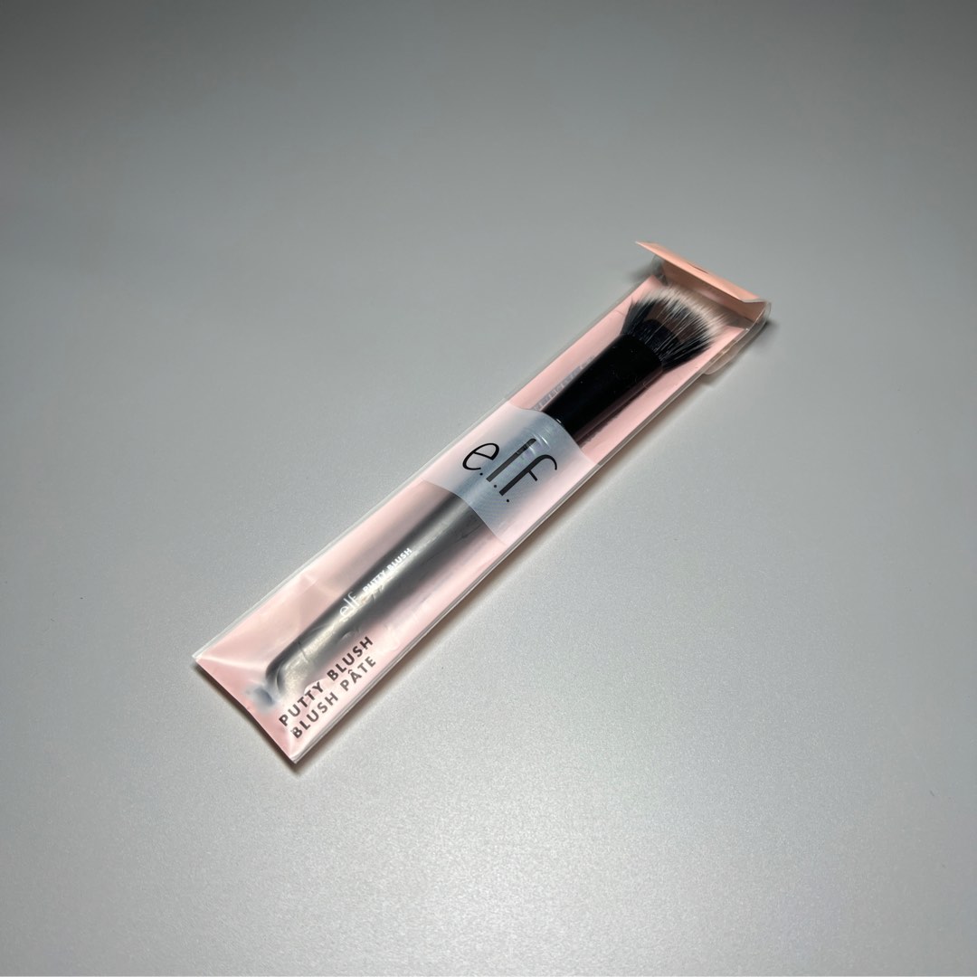 ELF Putty Blush Brush, Beauty & Personal Care, Face, Makeup on Carousell