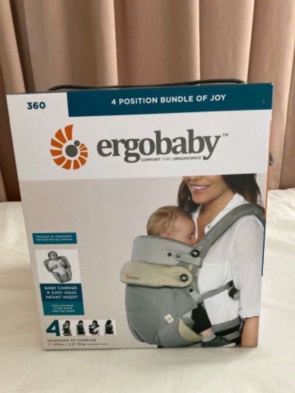 Ergobaby 360 discount bundle of joy