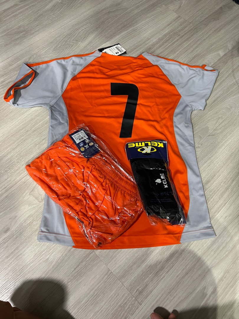FBT team Soccer Jersey set, Men's Fashion, Activewear on Carousell