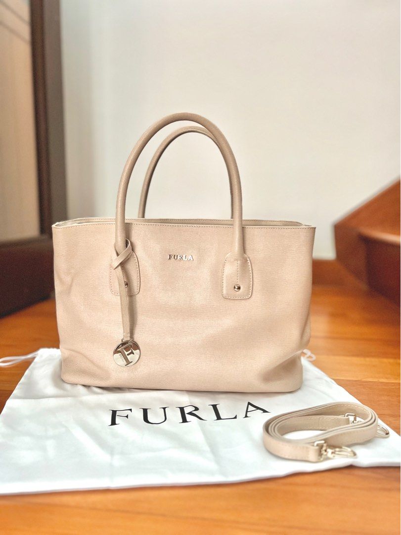 Furla pebbled sales leather bag