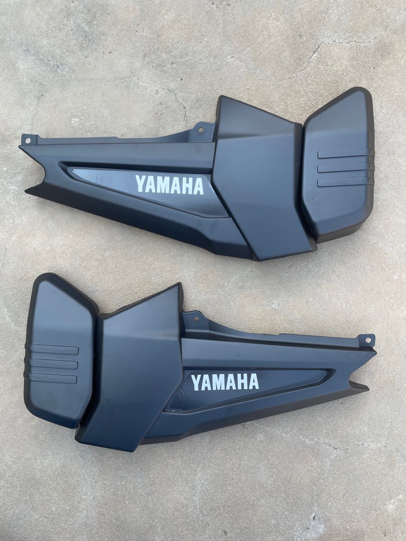 Yamaha fz16 sale side panel price