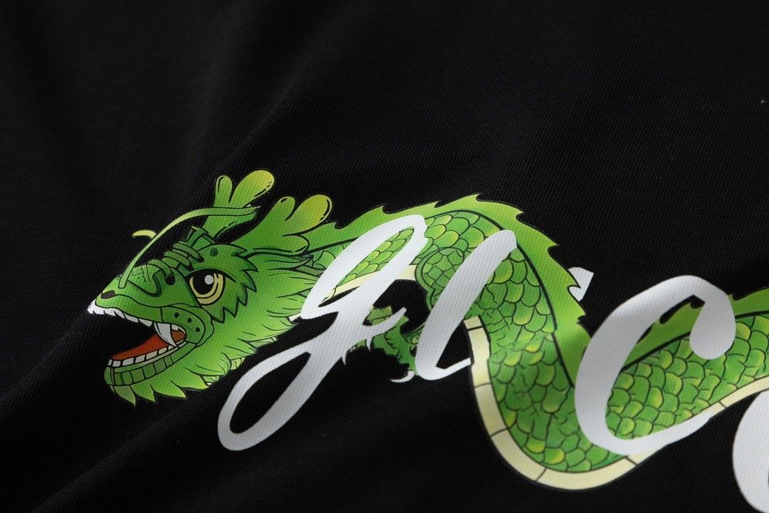 Gucci dragon tee hotsell