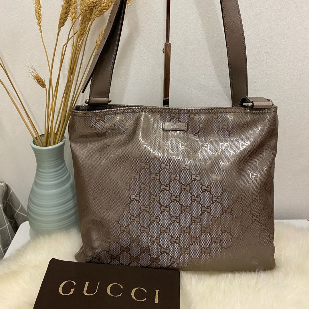 Gucci top silver crossbody