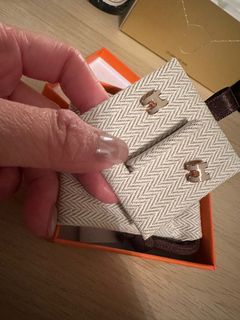 （分類：）位於 。 由 099.081 提交（商品編號 1269873873，圖片 1）。簡介： 。