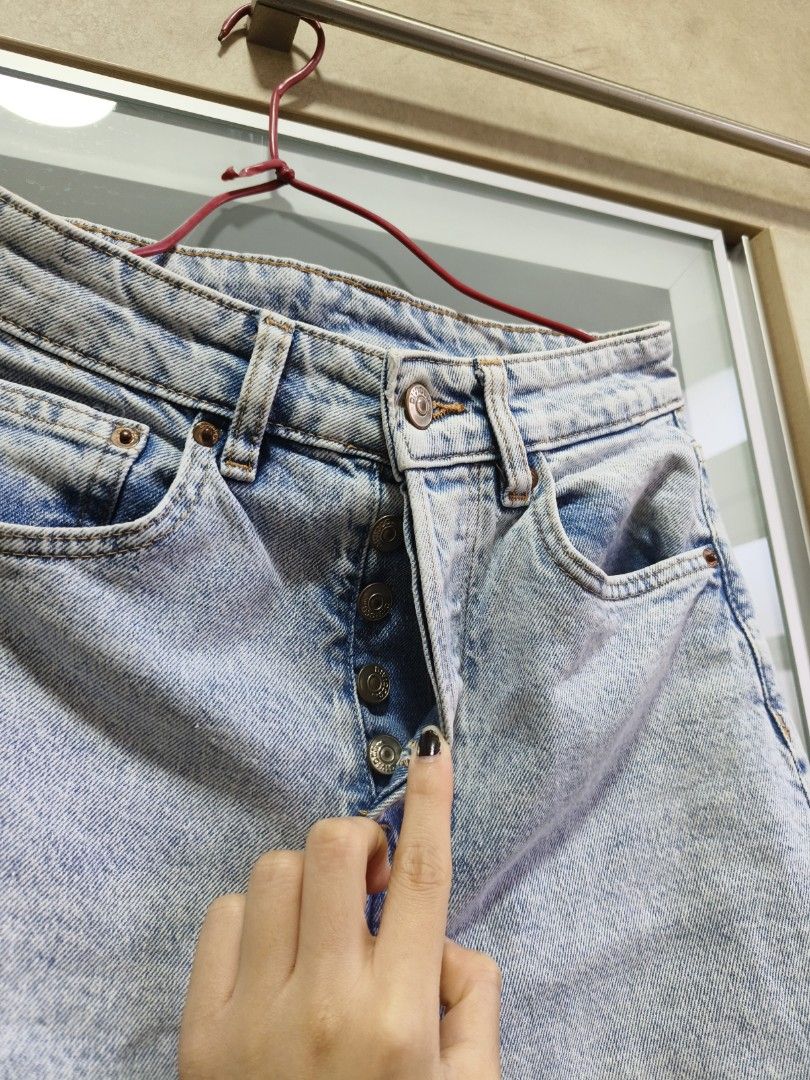 H&m blue ripped jeans online