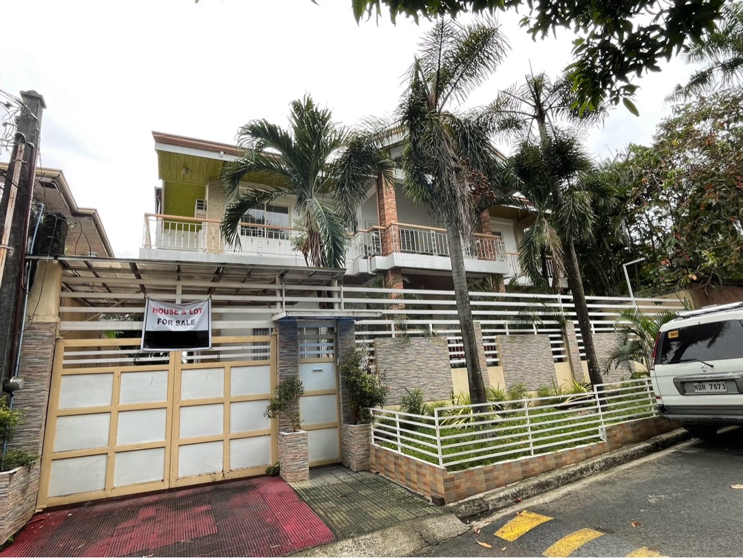 House & Lot for Sale in Batasan Hills Quezon City, Property, For Sale