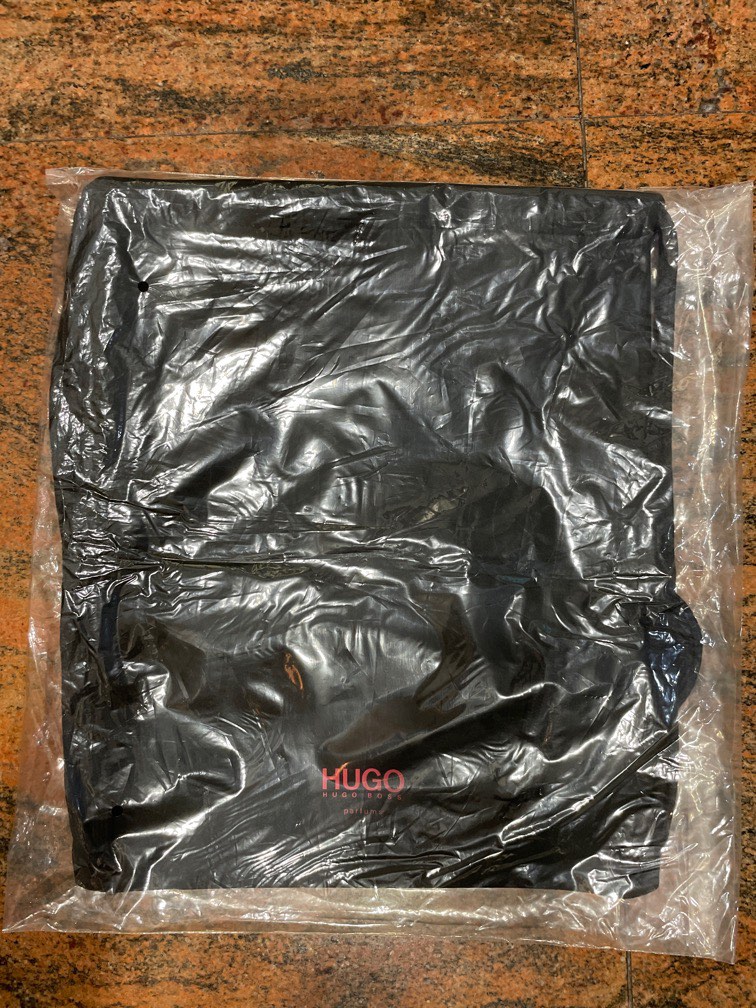 Hugo boss drawstring bag hot sale