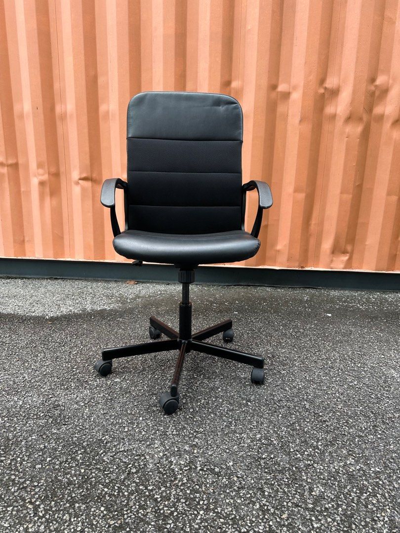 Ikea renberget swivel chair deals