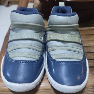 Jordan 11 georgetown for sale sales