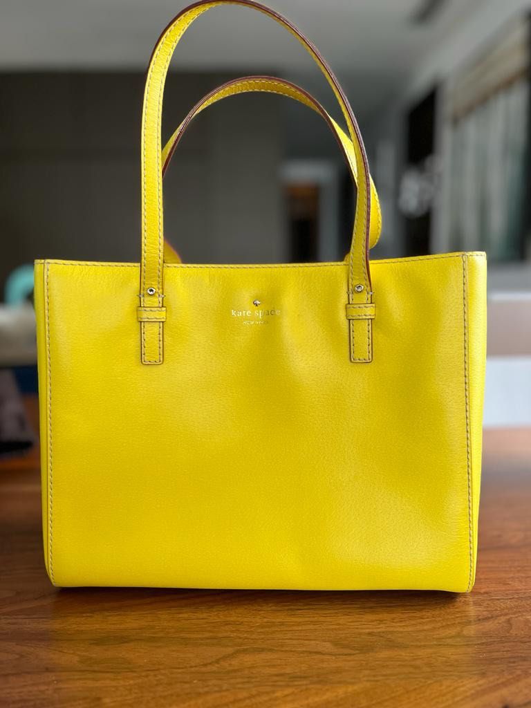 40.0% OFF on KATE SPADE NEW YORK SPADE FLOWER TWO-TONE CANVAS MANHATTAN  SMALL TOTE KB959 DANDELION YELLOW MUL