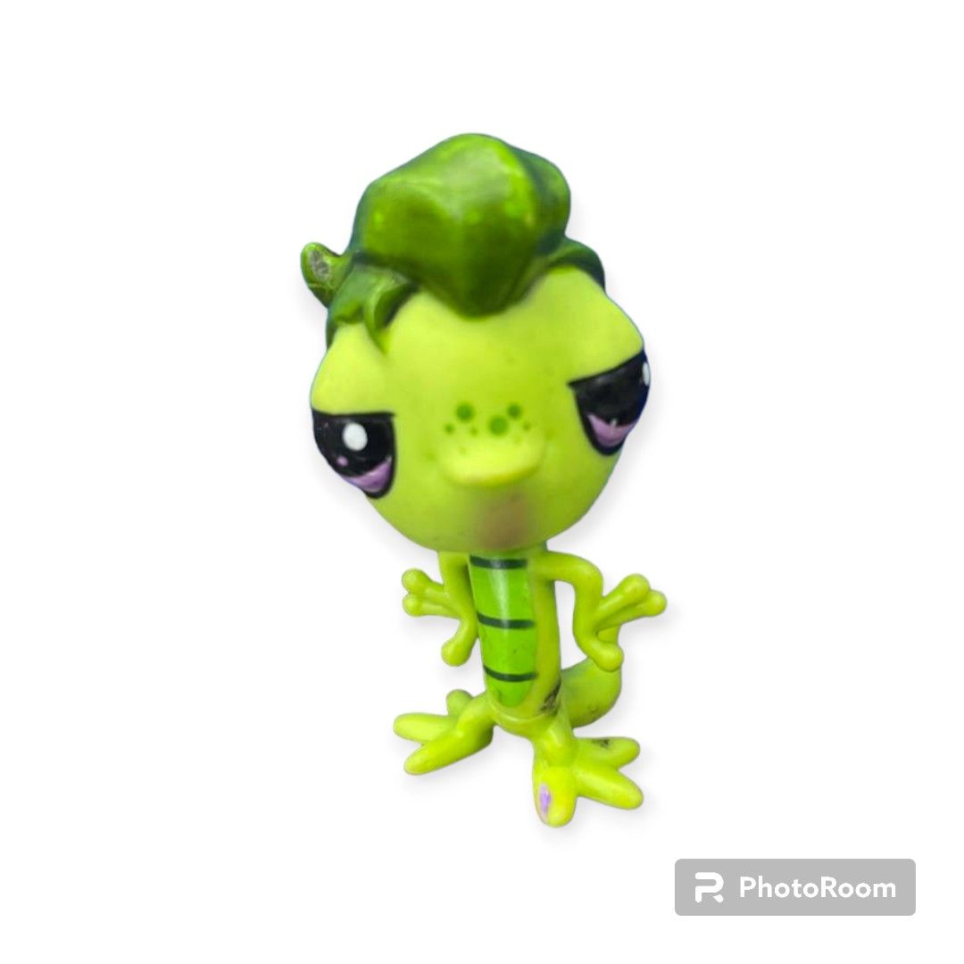 Littlest Pet Shop Toy Figure Vinnie Terrio Gecko Green, Hobbies & Toys