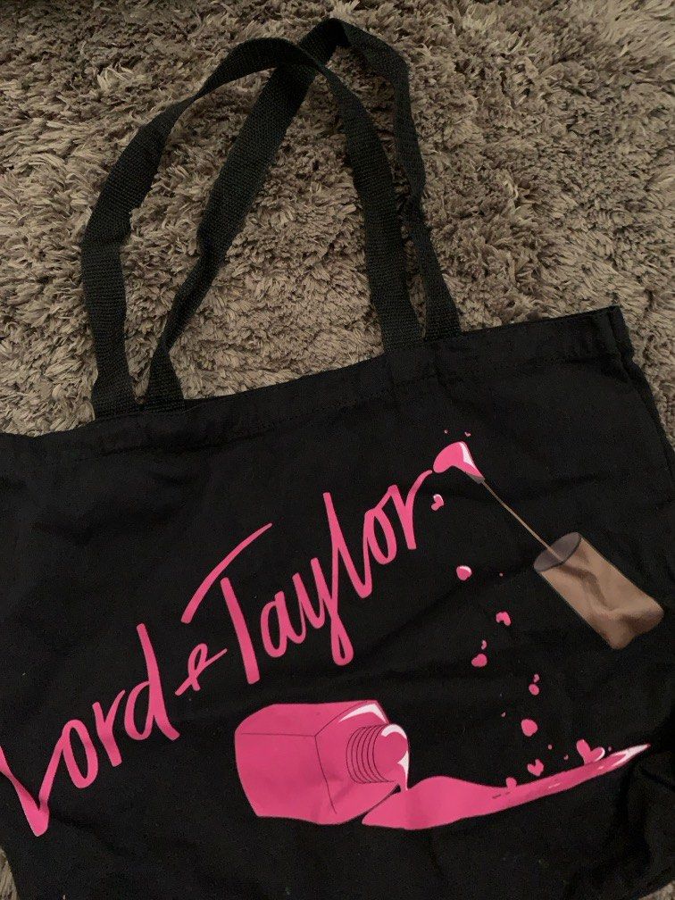 Lord and taylor hotsell marc jacobs handbags