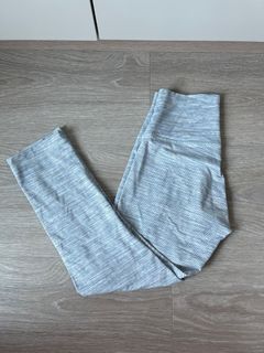 （分類：）位於 。 由 moomoo.b 提交（商品編號 1269748422，圖片 1）。簡介： 。