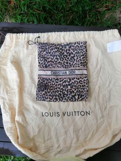 luxury dustbag