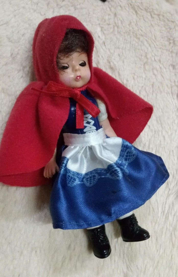 Madame alexander red riding hood discount doll