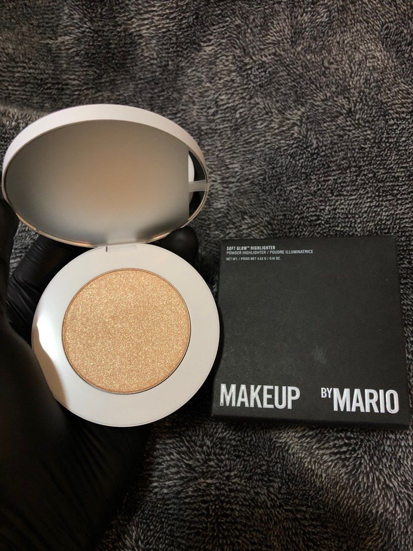 MAKE UP BY MARIO HIGHLIGHTER IN GOLDEN (Category: Makeup) located in Mandaluyong City. Submitted by quainvanity (Listing ID 1269774285, Image 1). Description: .