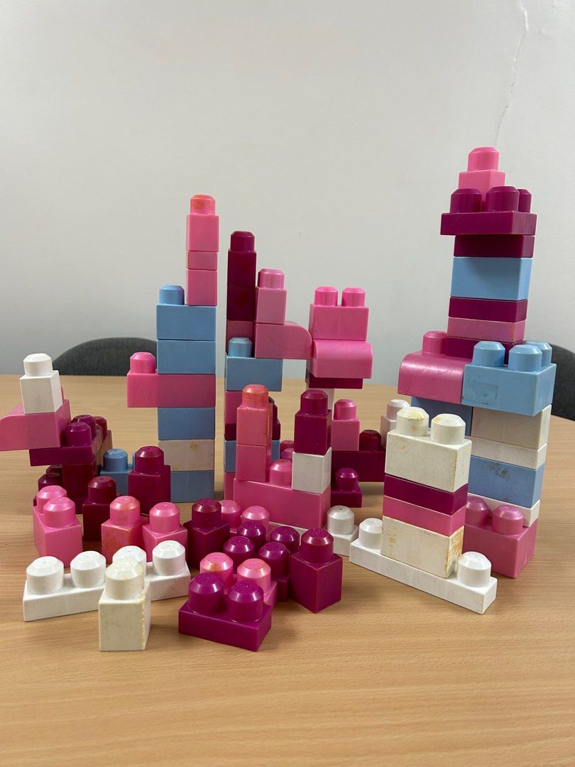 Mega blocks (Category: Lego & Building Sets) located in Muntinlupa City. Submitted by grateful_heart78 (Listing ID 1269758045, Image 3). Description: attached are actual count and photos. Plenty mega blocks could fit 1 box (see last photo) .