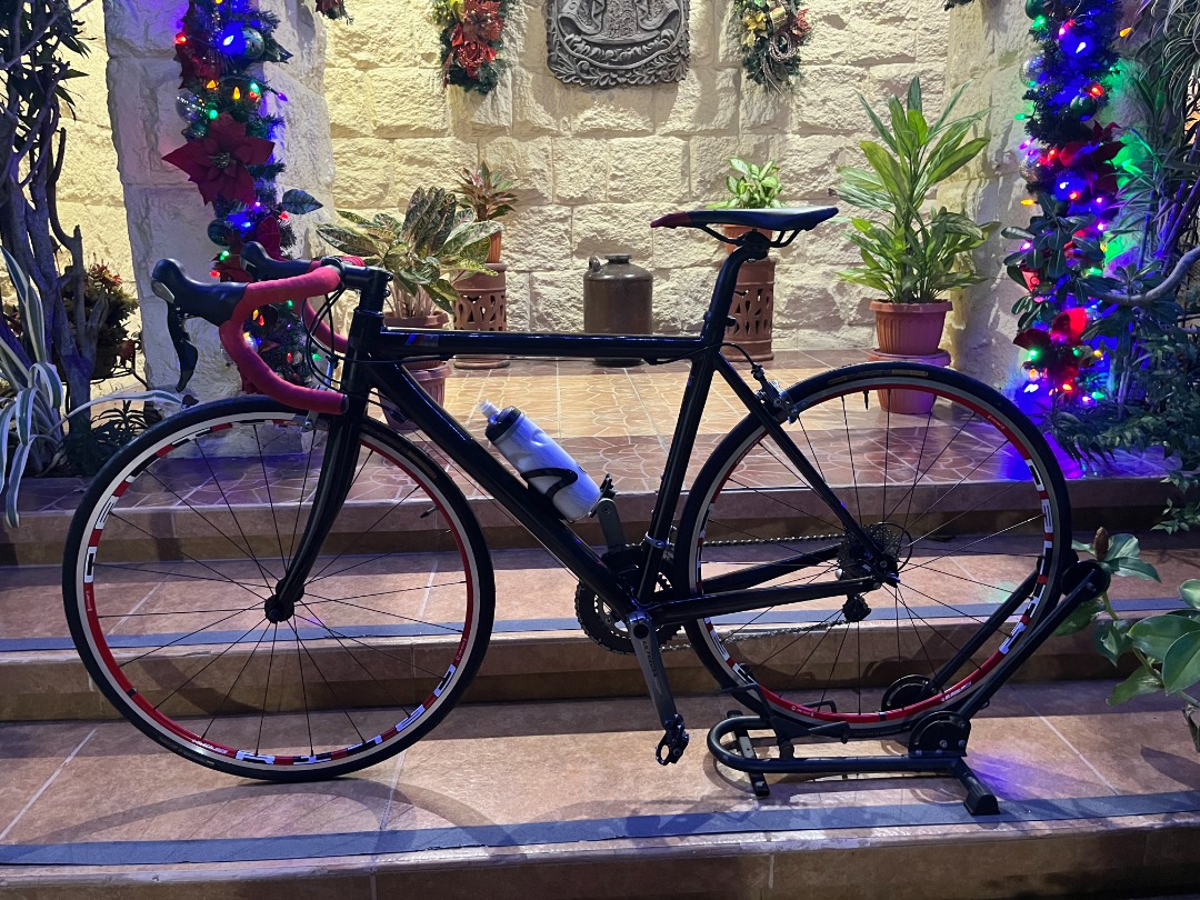 Never Used BMW M Bike Carbon Fiber Racer., Sports Equipment, Bicycles ...