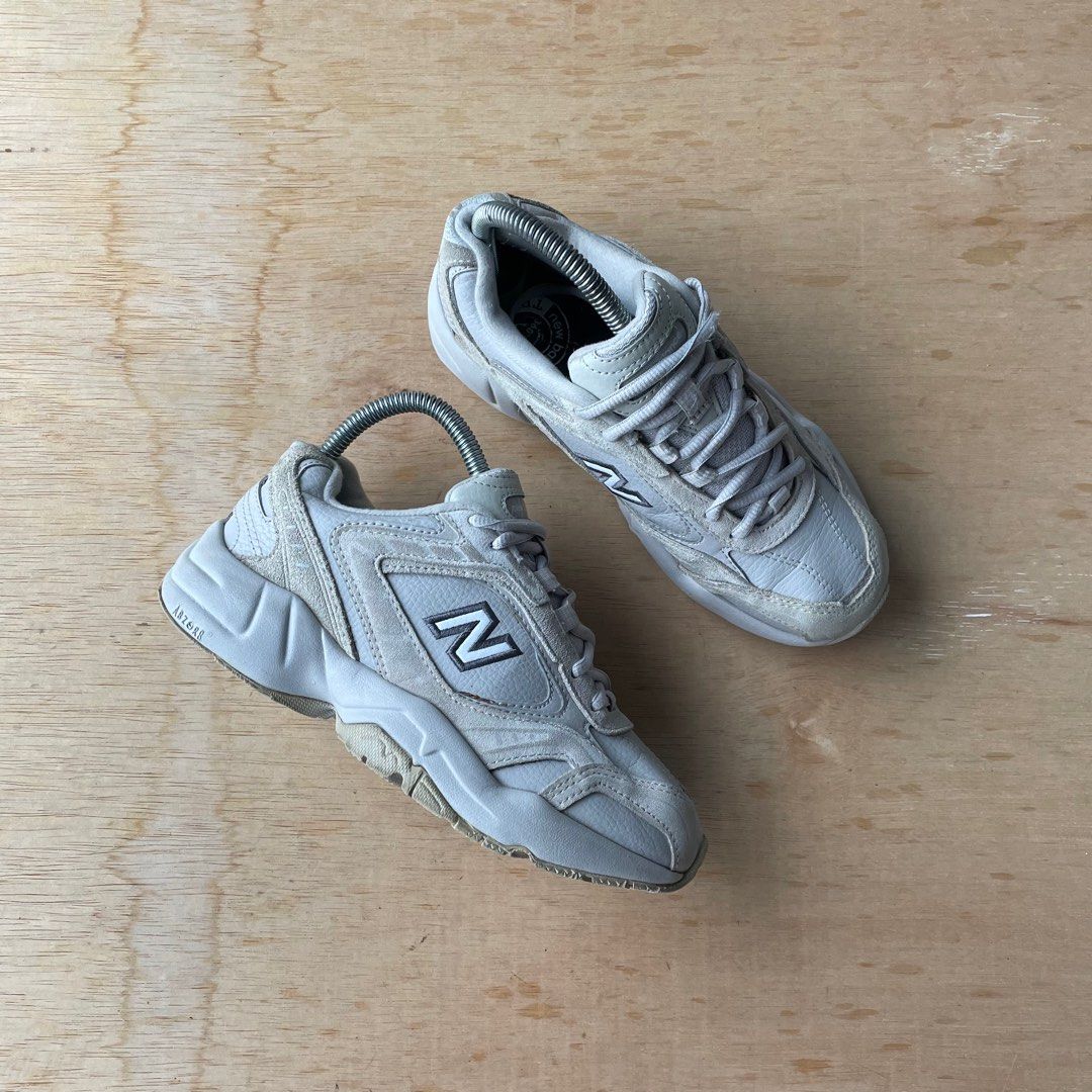 New balance 2025 452 beige