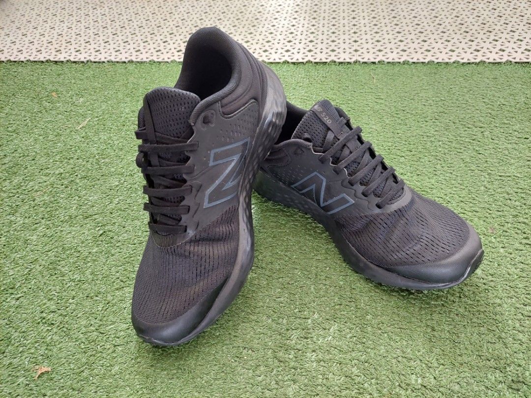 New Balance 520 Black size US 10 2E Men s Fashion Footwear