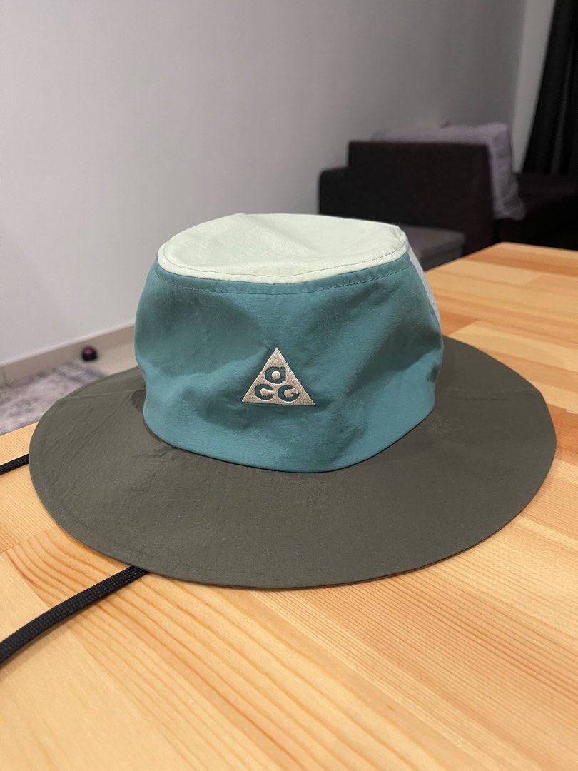 Nike bucket hotsell hat string