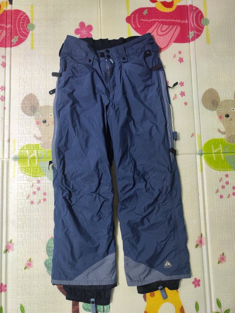 Nike ACG Storm fit pants Men s Fashion Activewear on Carousell