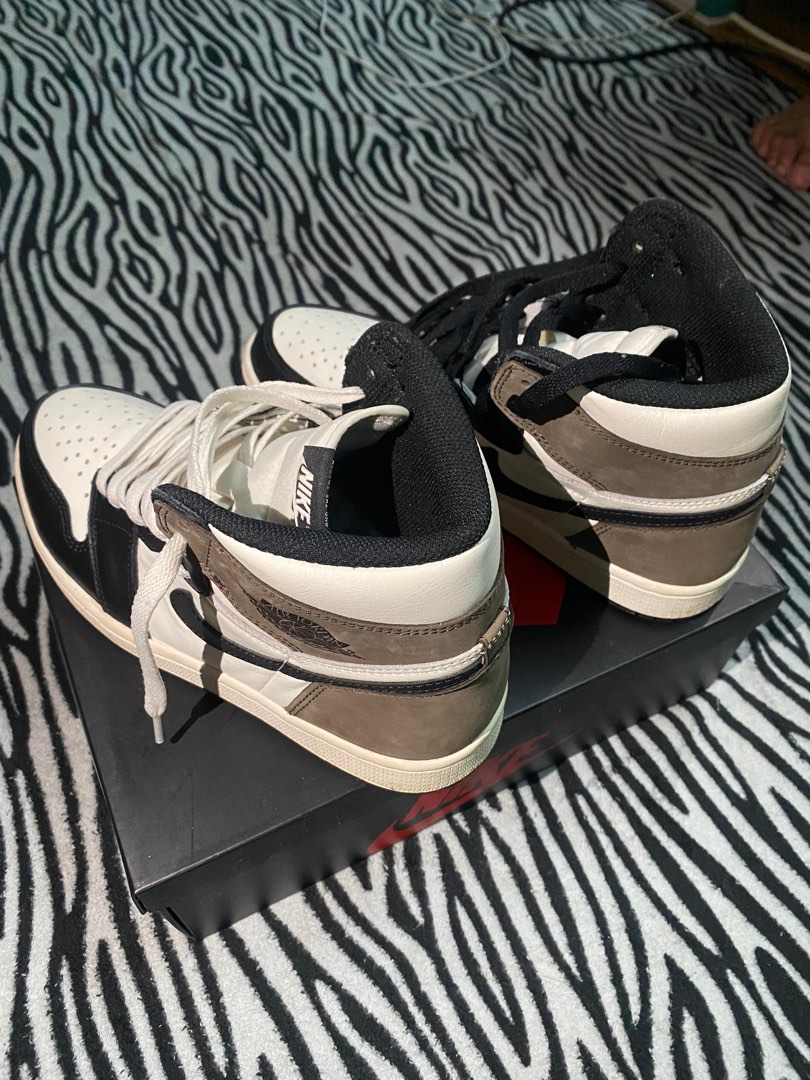 aj1 mocha outfits
