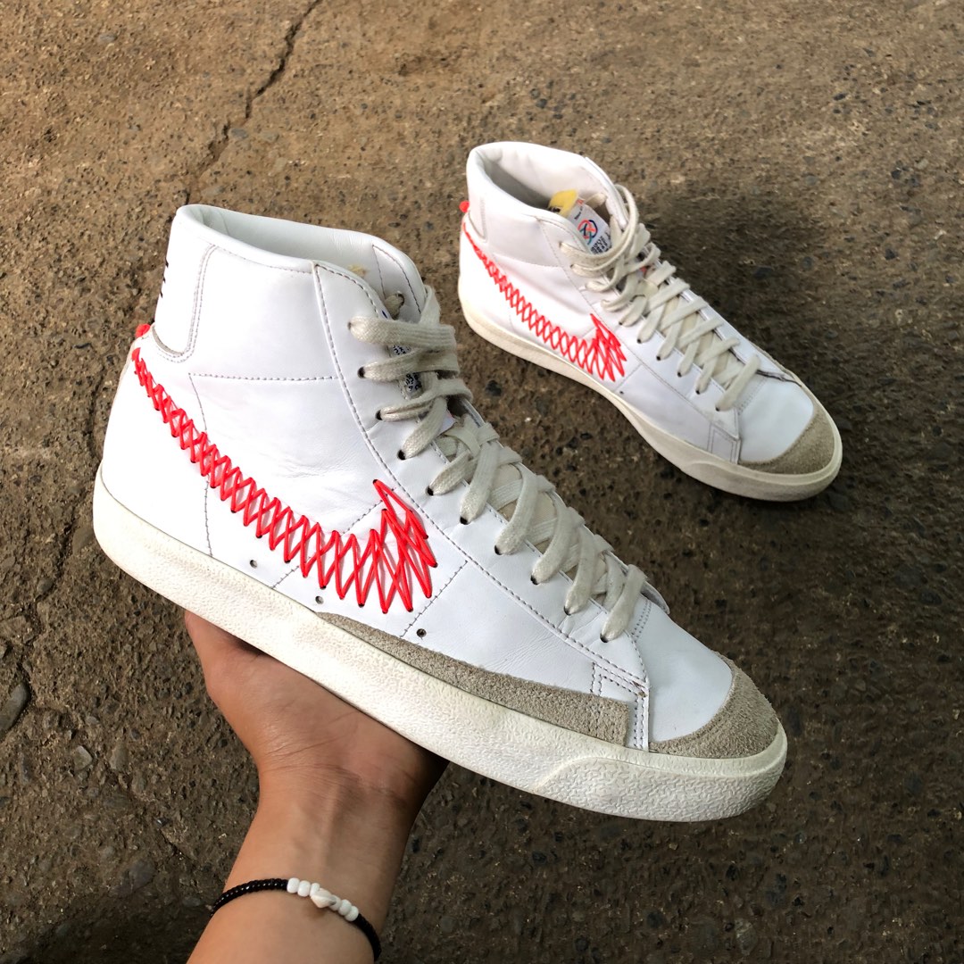 zigzag nike blazers