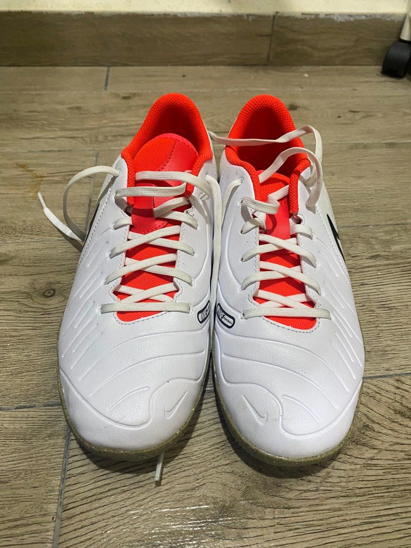 kasut futsal nike tiempo x