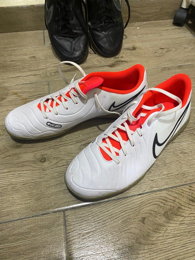 Kasut Futsal Nike Tiempo Legend 10 Sports Equipment Sports