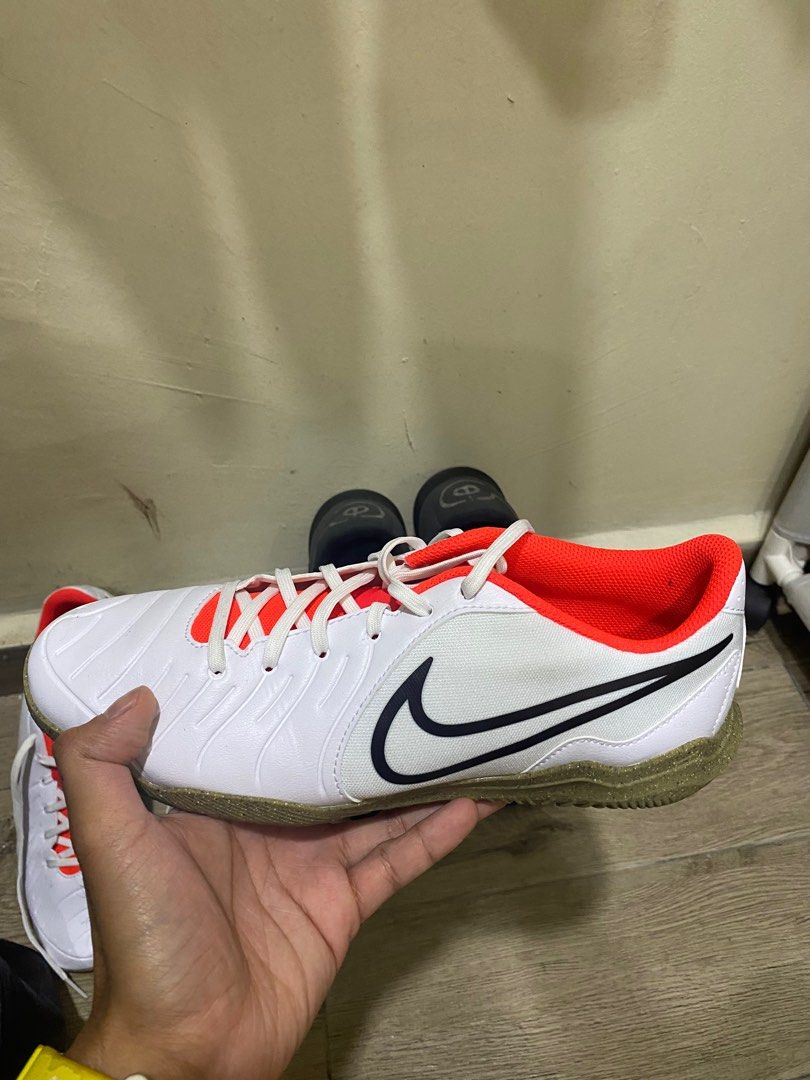 Kasut futsal discount nike tiempo x
