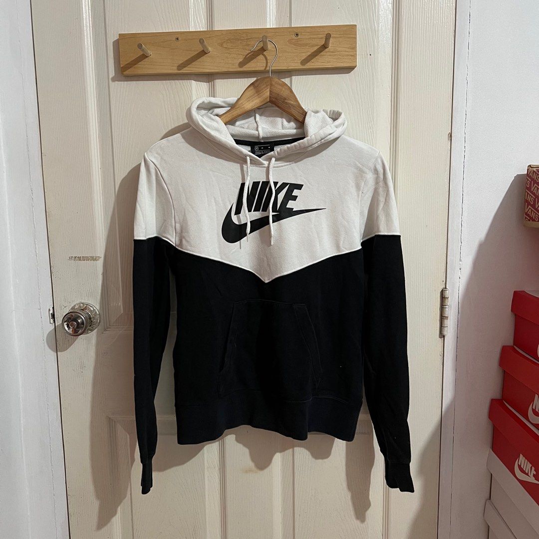 Nike two tone hoodie clearance